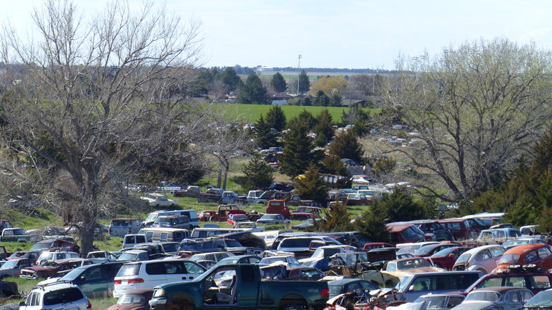 Illustration for article titled Help Us Spot the Incredible Cars in This Kansas Junkyard